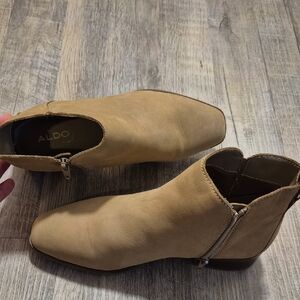 ALDO Light Brown Zip Boots